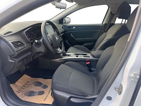 renault, megane, sedan 1.3 tce touch edc, otomatik, benzin 2.el otomobil | renew 13