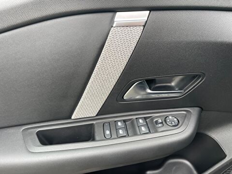 citroen, c4 x, crossover 1.2 puretech shine bold eat8, otomatik, benzin 2.el otomobil | renew 25