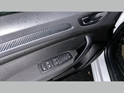 renault, megane, sedan 1.3 tce joy edc, otomatik, benzin 2.el otomobil | renew 23