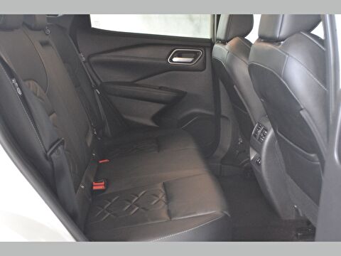 nissan, qashqai, 1.3 dıg-t mhev platinum 4x2 cvt, otomatik, benzin 2.el otomobil | renew 35