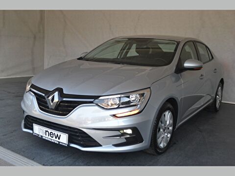 Sedan 1.3 TCe Touch EDC, 2. el otomobil | renew