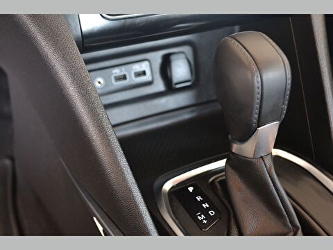 renault, megane, sedan 1.3 tce touch edc, otomatik, benzin 2.el otomobil | renew 23