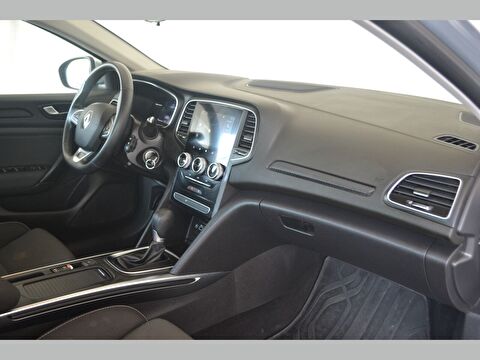 renault, megane, sedan 1.3 tce touch edc, otomatik, benzin 2.el otomobil | renew 22