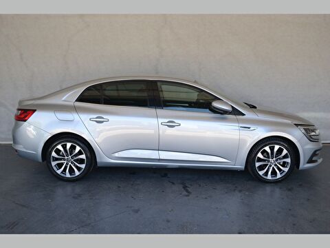 renault, megane, sedan 1.5 bluedci ıcon edc, otomatik, dizel 2.el otomobil | renew 8