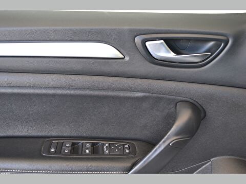 renault, megane, sedan 1.5 bluedci ıcon edc, otomatik, dizel 2.el otomobil | renew 30
