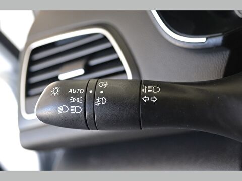 renault, megane, sedan 1.5 bluedci ıcon edc, otomatik, dizel 2.el otomobil | renew 23