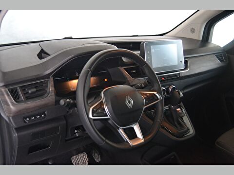 renault, kangoo multix, combi 1.3 tce ıconic edc, otomatik, benzin 2.el otomobil | renew 12