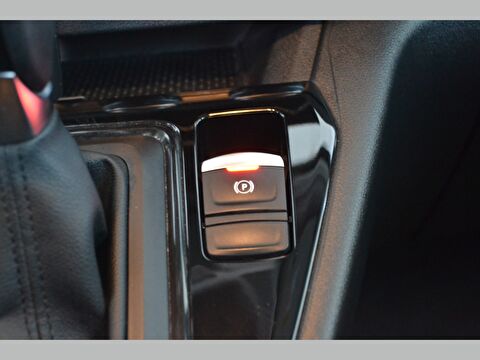 renault, kangoo multix, combi 1.3 tce ıconic edc, otomatik, benzin 2.el otomobil | renew 20