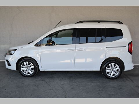 renault, kangoo multix, combi 1.3 tce ıconic edc, otomatik, benzin 2.el otomobil | renew 9