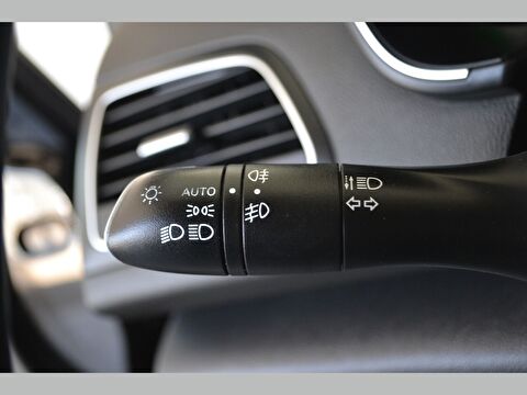 renault, megane, sedan 1.3 tce ıcon edc, otomatik, benzin 2.el otomobil | renew 27