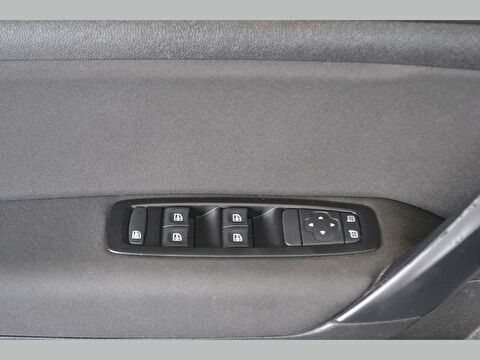 renault, megane, sedan 1.3 tce touch edc, otomatik, benzin 2.el otomobil | renew 26
