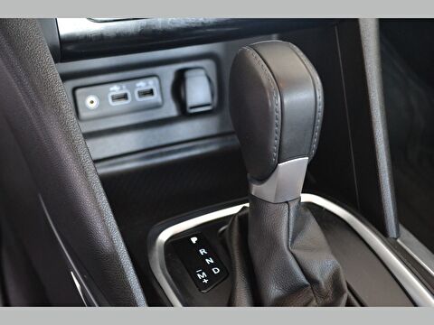 renault, megane, sedan 1.3 tce touch edc, otomatik, benzin 2.el otomobil | renew 23