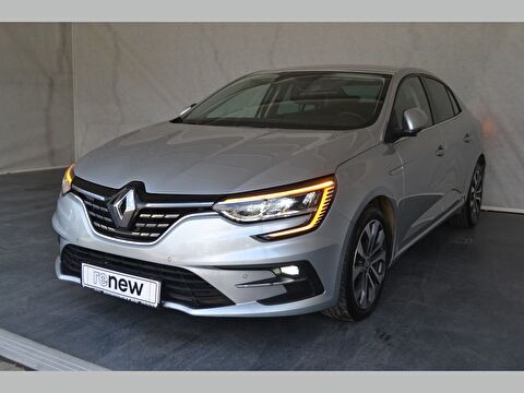 Sedan 1.3 TCe Icon EDC, 2. el otomobil | renew