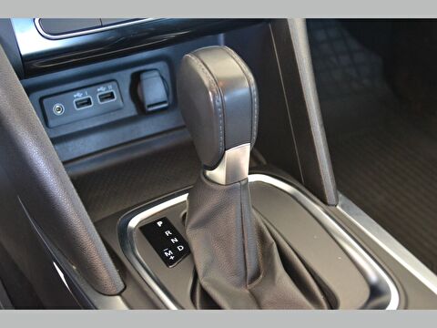 renault, megane, sedan 1.3 tce touch edc, otomatik, benzin 2.el otomobil | renew 31