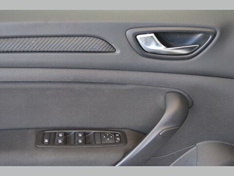 renault, megane, sedan 1.3 tce touch edc, otomatik, benzin 2.el otomobil | renew 7
