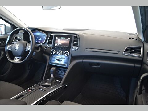 renault, megane, sedan 1.3 tce touch edc, otomatik, benzin 2.el otomobil | renew 17