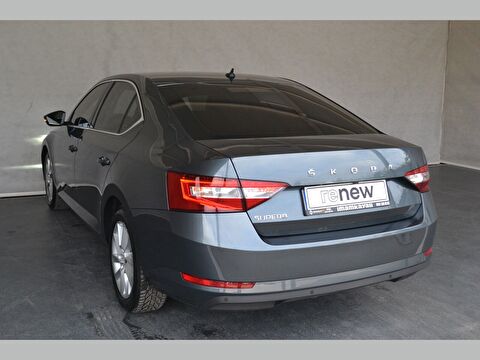 skoda, superb, sedan 1.5 tsı act premium dsg, otomatik, benzin 2.el otomobil | renew 7