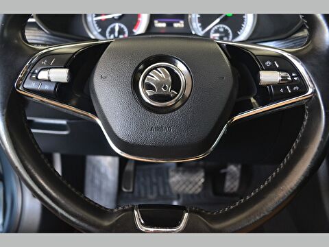 skoda, superb, sedan 1.5 tsı act premium dsg, otomatik, benzin 2.el otomobil | renew 15