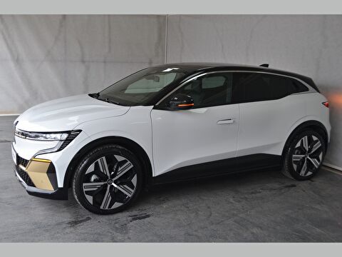 Crossover EV60 Iconic Otomatik, 2. el otomobil | renew