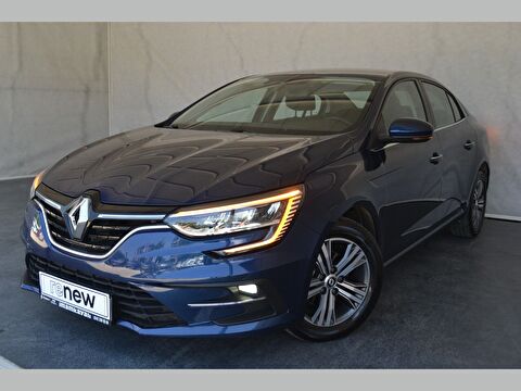 Sedan 1.3 TCe Touch EDC, 2. el otomobil | renew