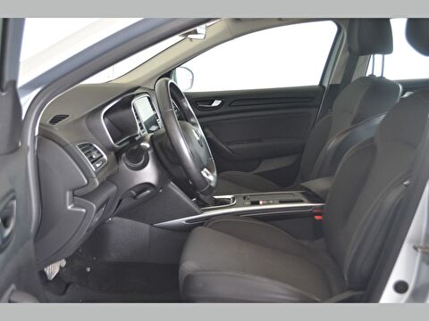 renault, megane, sedan 1.3 tce touch edc, otomatik, benzin 2.el otomobil | renew 10