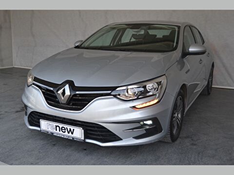 Sedan 1.3 TCe Touch EDC, 2. el otomobil | renew