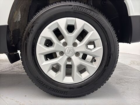 dacia, duster, 1.3 turbo 4x2 prestige edc, otomatik, benzin 2.el otomobil | renew 13