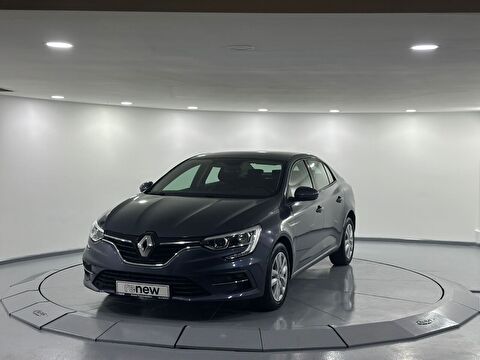 Sedan 1.3 TCe Touch EDC, 2. el otomobil | renew