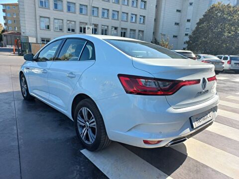 renault, megane, sedan 1.3 tce touch edc, otomatik, benzin 2.el otomobil | renew 11