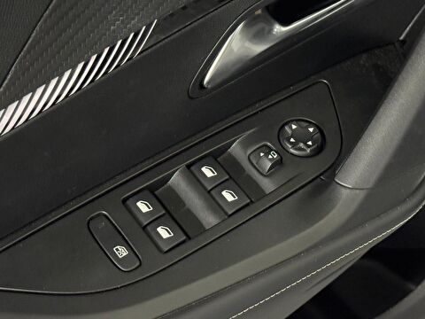 peugeot, 2008, crossover 1.2 puretech allure eat8, otomatik, benzin 2.el otomobil | renew 26