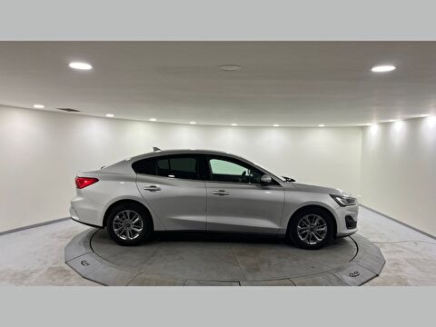 ford, focus, sedan 1.5 tdcı ecoblue titanium stil otomatik, otomatik, dizel 2.el otomobil | renew 5