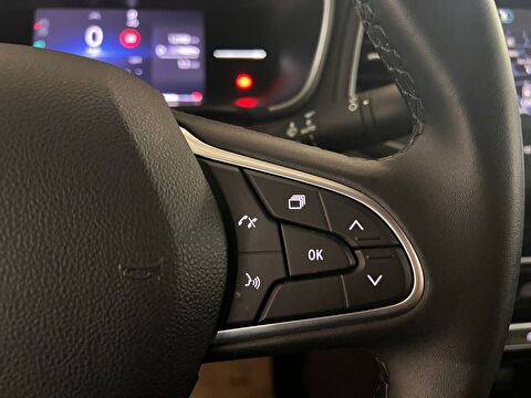 renault, megane, sedan 1.3 tce touch edc, otomatik, benzin 2.el otomobil | renew 17