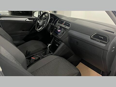 volkswagen, tiguan, suv 1.5 tsı act life dsg, otomatik, benzin 2.el otomobil | renew 17