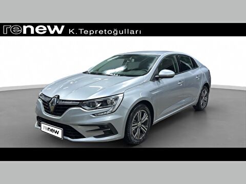 Sedan 1.3 TCe Touch EDC, 2. el otomobil | renew