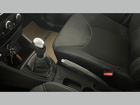 renault, clio, hatchback 0.9 tce joy, manuel, benzin 2.el otomobil | renew 21