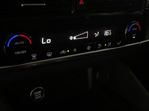 nissan, qashqai, 1.3 dıg-t mhev skypack 4x2 cvt, otomatik, benzin 2.el otomobil | renew 17