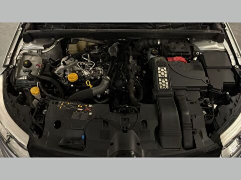 renault, megane, sedan 1.3 tce touch edc, otomatik, benzin 2.el otomobil | renew 20