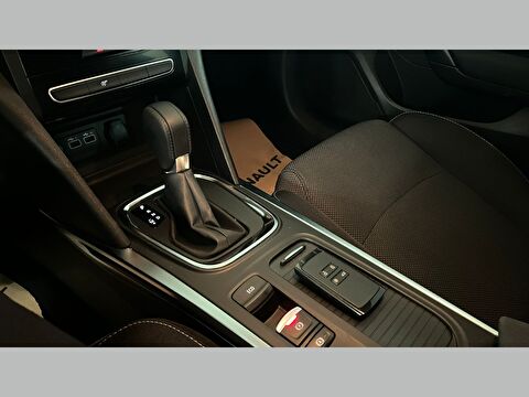 renault, megane, sedan 1.3 tce touch edc, otomatik, benzin 2.el otomobil | renew 18