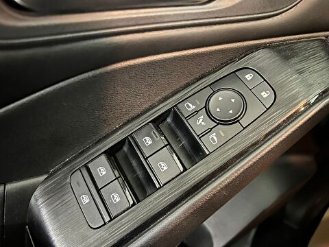 nissan, qashqai, suv 1.3 dıg-t 12v mhev 4x4 sky pack x-tronic, otomatik, mhev 2.el otomobil | renew 14