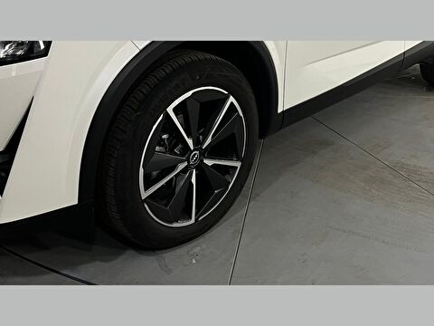 nissan, qashqai, suv 1.3 dıg-t 12v mhev sky pack x-tronic, otomatik, mhev 2.el otomobil | renew 29