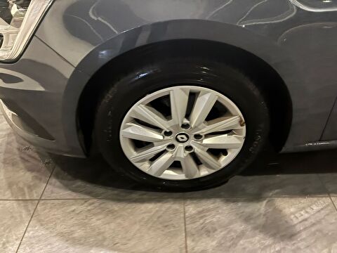 renault, megane, sedan 1.3 tce touch edc, otomatik, benzin 2.el otomobil | renew 23