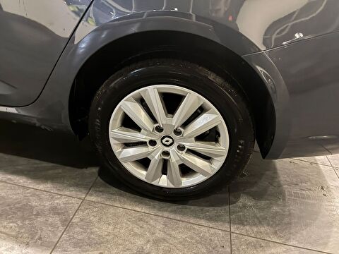 renault, megane, sedan 1.3 tce touch edc, otomatik, benzin 2.el otomobil | renew 25