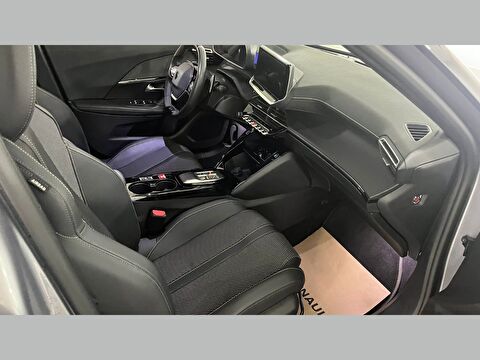 peugeot, 2008, crossover 1.2 puretech gt eat8, otomatik, benzin 2.el otomobil | renew 22