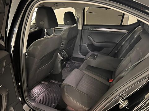 skoda, superb, sedan 1.5 tsı act premium dsg, otomatik, benzin 2.el otomobil | renew 12