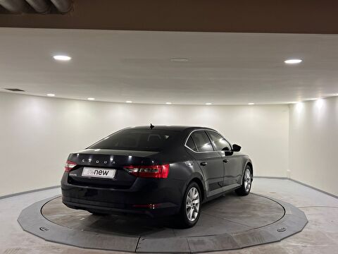 skoda, superb, sedan 1.5 tsı act premium dsg, otomatik, benzin 2.el otomobil | renew 6