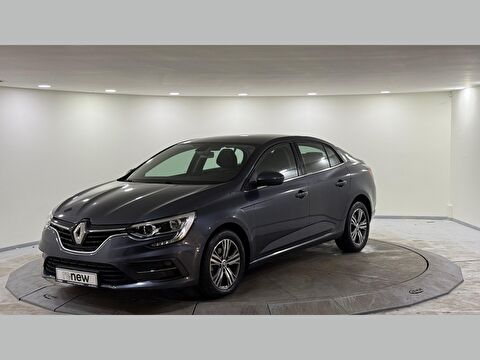 Sedan 1.3 TCe Touch EDC, 2. el otomobil | renew
