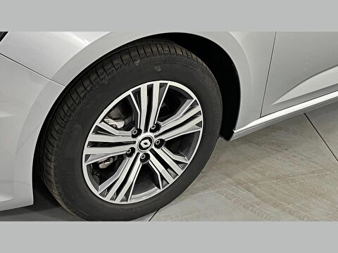 renault, megane, sedan 1.3 tce touch edc, otomatik, benzin 2.el otomobil | renew 28