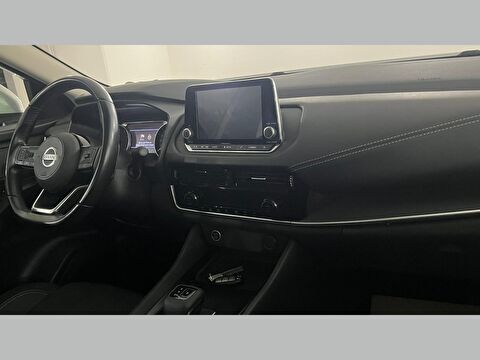nissan, qashqai, suv 1.3 dıg-t 12v mhev 4x4 sky pack x-tronic, otomatik, mhev 2.el otomobil | renew 17