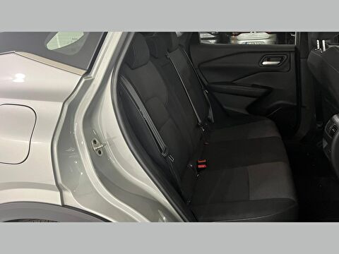 nissan, qashqai, suv 1.3 dıg-t 12v mhev 4x4 sky pack x-tronic, otomatik, mhev 2.el otomobil | renew 27