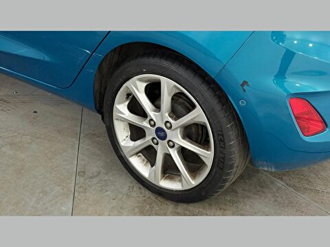 ford, fiesta, hatchback 1.0 ecoboost titanium powershift, otomatik, benzin 2.el otomobil | renew 35